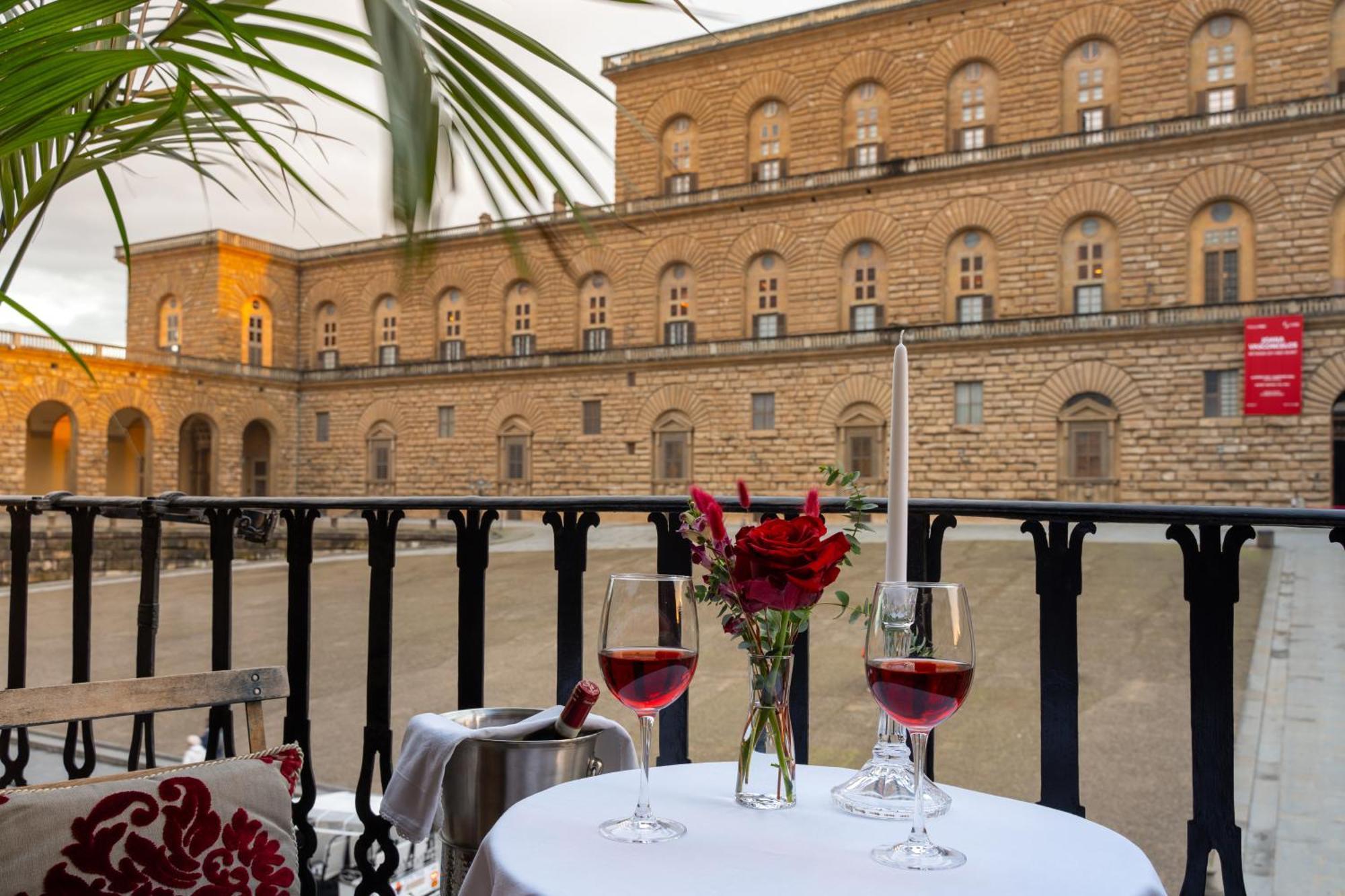 Piazza Pitti Palace - Residenza D'Epoca Bed & Breakfast Floransa Dış mekan fotoğraf